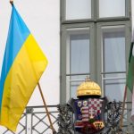 Зеленський привітав угорський народ з національним днем та запросив прем’єра до Києва