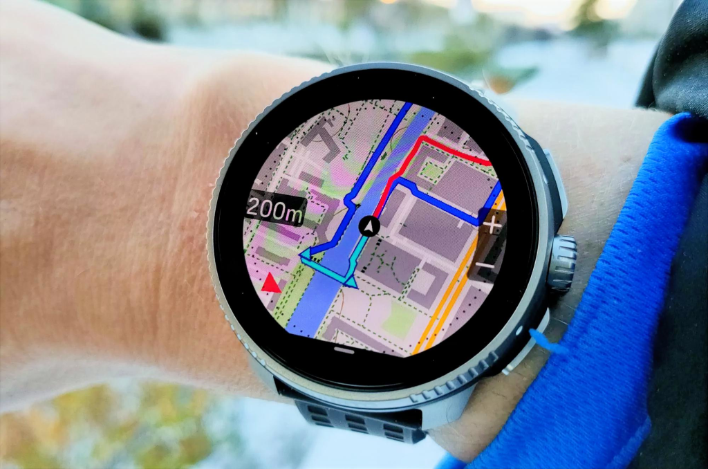 Военные часы Suunto Race