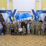Віталій Кличко напередодні Дня Захисників і Захисниць України відзначив киян-військовослужбовців нагородами від міста